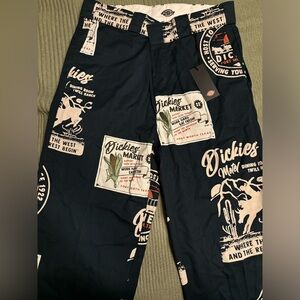 Dickies print pants size 30 but runs small like a size 29.